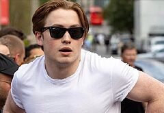 Kit Connor shirtless and sexy pics