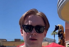 Kit Connor shirtless and sexy pics