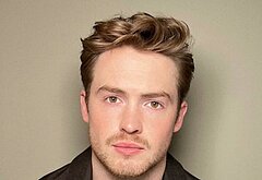 Kit Connor shirtless and sexy pics