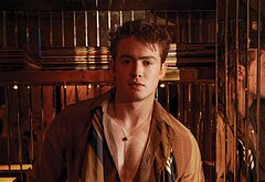 Kit Connor shirtless and sexy pics