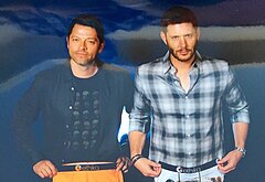 Jensen Ackles shirtless and sexy pics