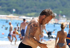 Stephen Dorff nude cock and bulge pics