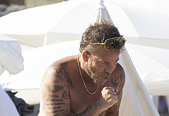 Stephen Dorff nude cock and bulge pics