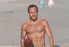 Stephen Dorff nude cock and bulge pics