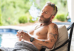 Stephen Dorff nude cock and bulge pics