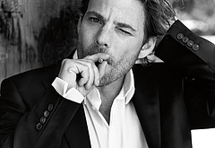 Stephen Dorff nude cock and bulge pics