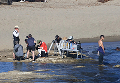Cillian Murphy shirtless beach pics