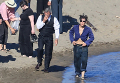 Cillian Murphy shirtless beach pics