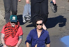 Cillian Murphy shirtless beach pics