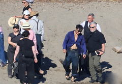 Cillian Murphy shirtless beach pics