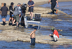 Cillian Murphy shirtless beach pics