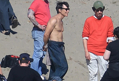 Cillian Murphy shirtless beach pics