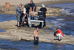 Cillian Murphy shirtless beach pics