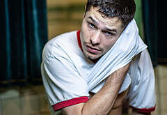 Toby Wallace shirtless and sexy pics