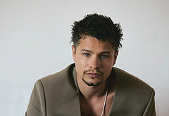 Toby Wallace shirtless and sexy pics