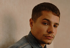 Toby Wallace shirtless and sexy pics