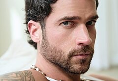 Jack Schumacher shirtless and sexy pics