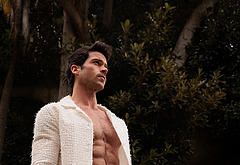 Jack Schumacher shirtless and sexy pics