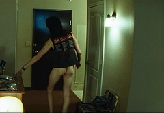 Douglas Booth nude and gay scenes