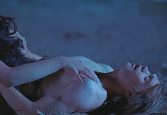 Charlie Plummer nude and gay sex scenes