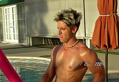Paul W Downs nude and nsfw scenes