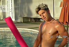 Paul W Downs nude and nsfw scenes