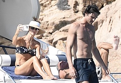 Jacob Elordi naked and bulge pics