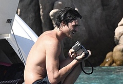 Jacob Elordi naked and bulge pics