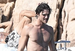 Jacob Elordi naked and bulge pics