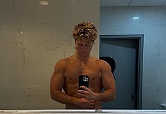 Stephen Kalyn shirtless and sexy pics