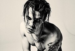 Yungblud nude and nsfw photos