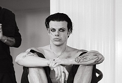 Yungblud nude and nsfw photos