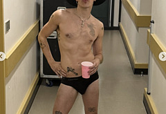 Yungblud nude and nsfw photos