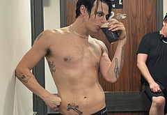 Yungblud nude and nsfw photos