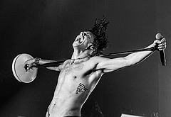 Yungblud nude and nsfw photos