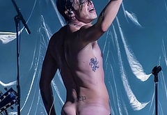 Yungblud naked