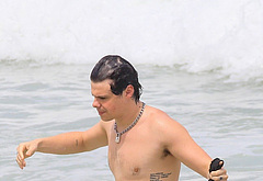Yungblud paparazzi nude and sexy shots