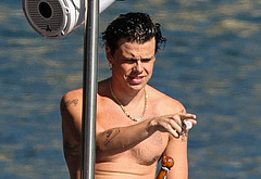Yungblud paparazzi nude and sexy shots
