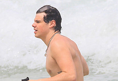 Yungblud paparazzi nude and sexy shots