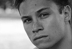 Finn Cole cock bulge and shirtless pics