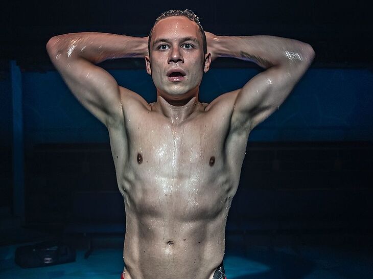 Finn Cole cock bulge