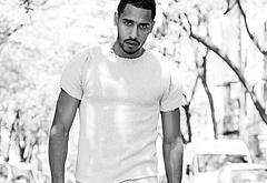 Elliot Knight sexy underwear and nude selfie pics