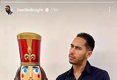 Elliot Knight sexy underwear and nude selfie pics