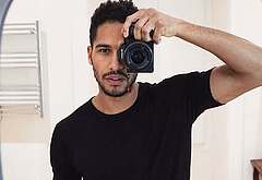 Elliot Knight sexy underwear and nude selfie pics