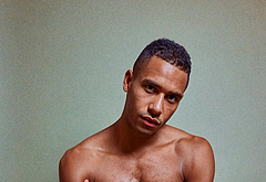 Elliot Knight sexy underwear and nude selfie pics