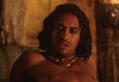 Elliot Knight nude and erotic gay scenes