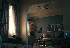 Elliot Knight nude and erotic gay scenes