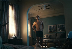 Elliot Knight nude and erotic gay scenes
