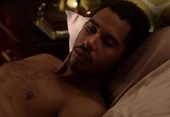 Elliot Knight nude and erotic gay scenes