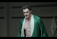Tom Bateman nude and sex scenes